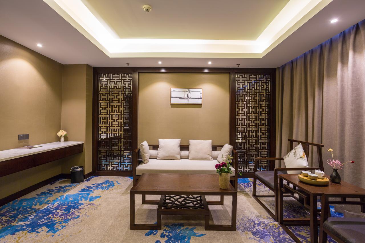 Metropolo Jinjiang Xuzhou Railway Station Suning Plaza Chudu Hotell Exteriör bild